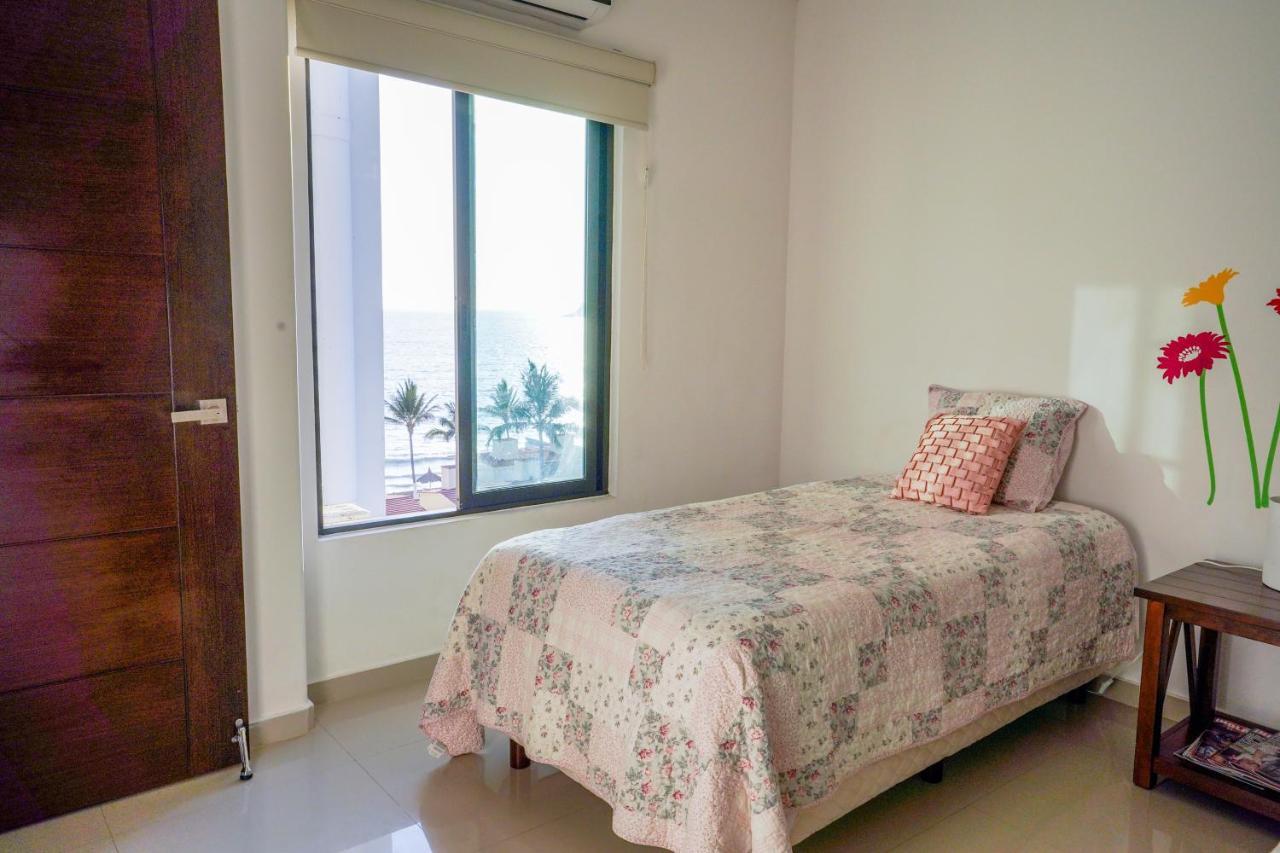 Torre T Vacacional. Vista Al Mar Apartment